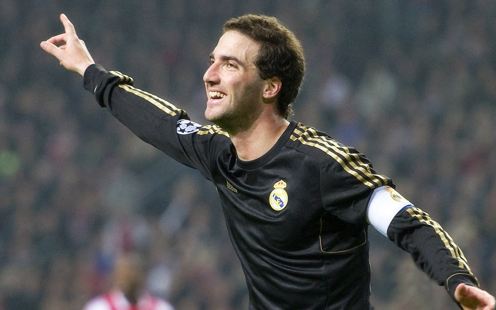 田径训练加入海拔适应课程提升耐力，海拔对体育成绩的影响